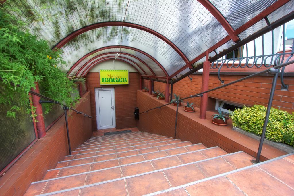 Hotel Margo Cedynia Екстер'єр фото
